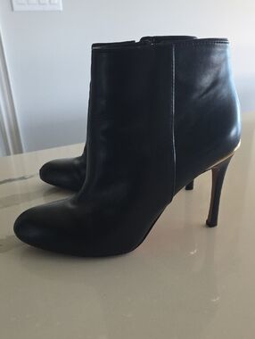 Coach Size 8 Black Leather Nila Booties